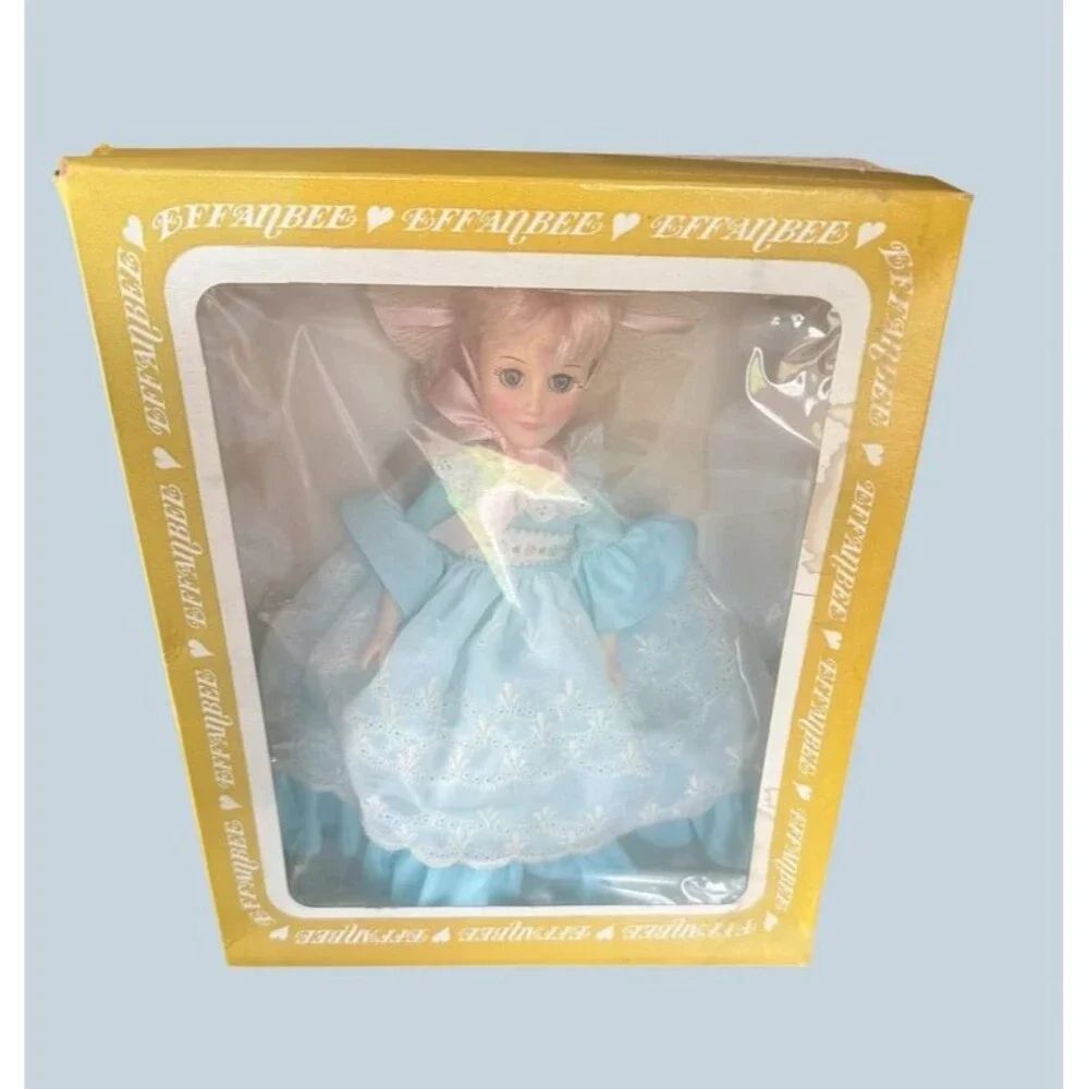 Vintage 1980's Effanbee Savannah 11